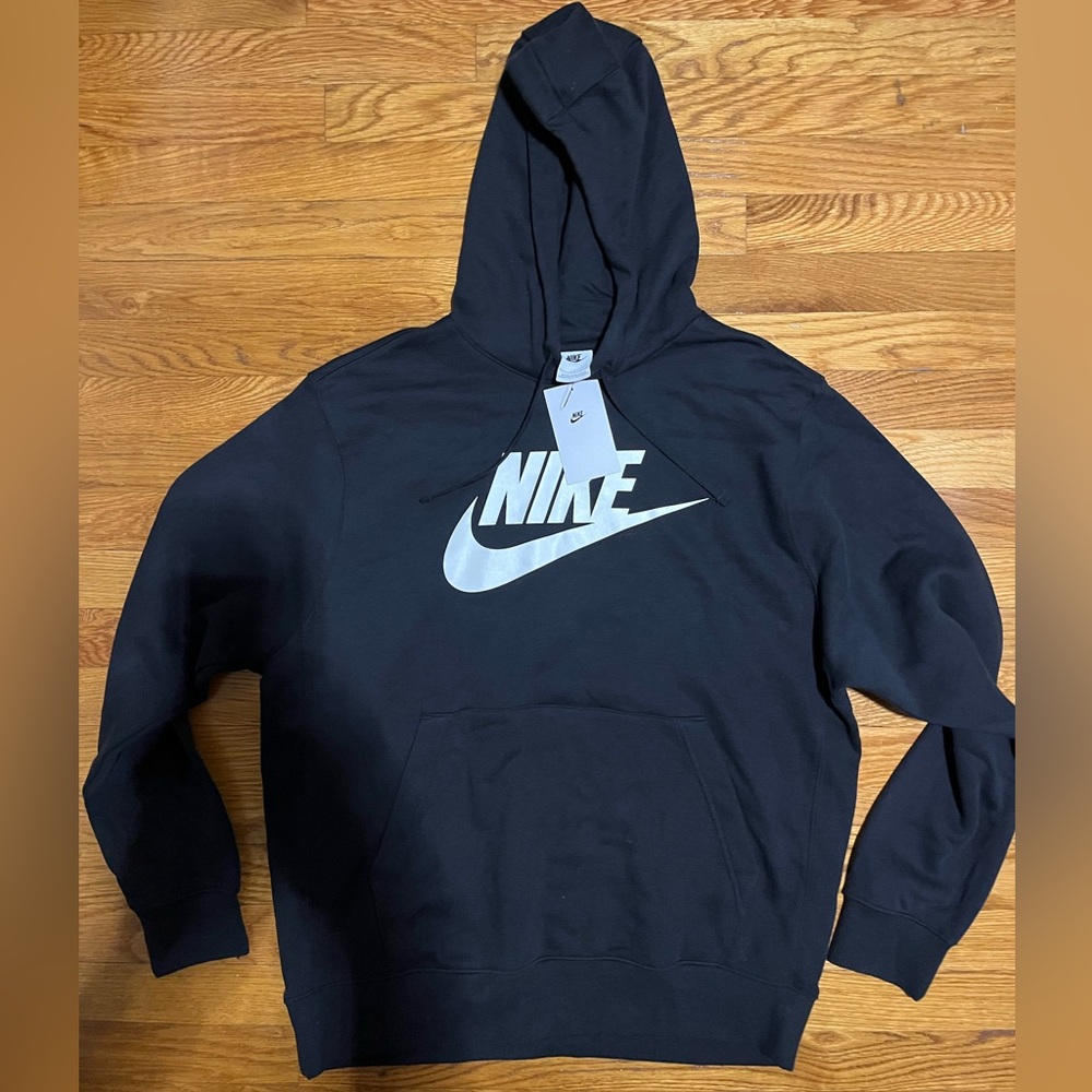 Brand new with tags still on it Black Nike Hoodie. Size is men’s large